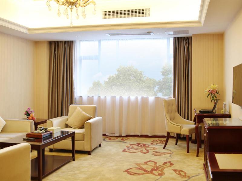 Vienna Hotel Foshan Nanhai City Square Eksteriør billede